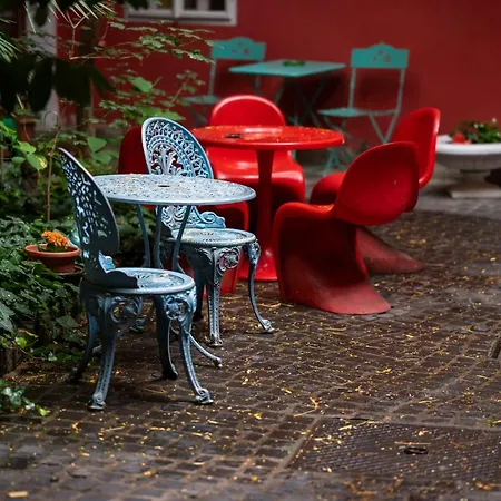 Vintage Garden With Balcony 公寓 布达佩斯